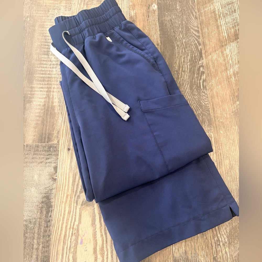 Resurge Wide Leg Scrub Pants